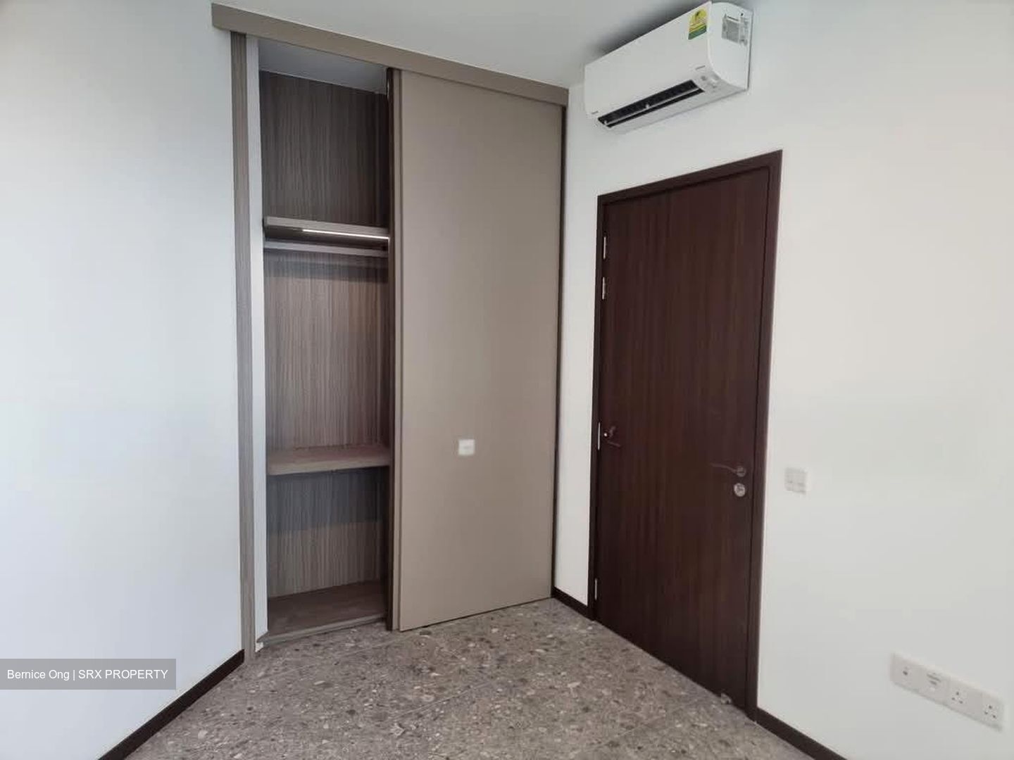 One Pearl Bank (D3), Apartment #563416441
